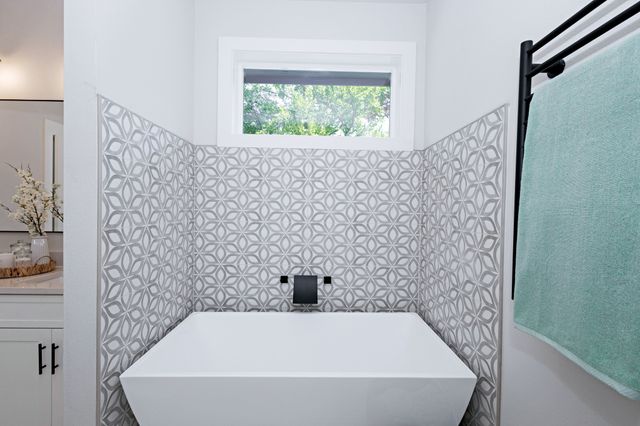 418 W 4th Street, Justin, TX 76247