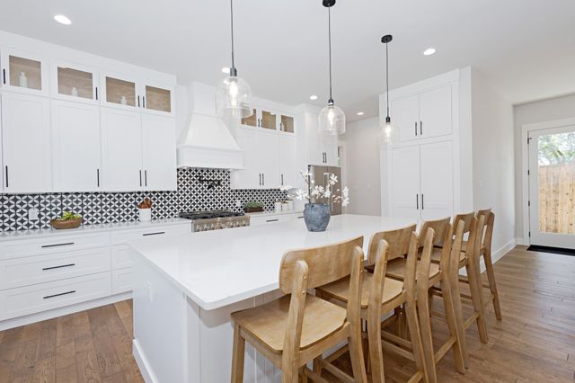 418 W 4th Street, Justin, TX 76247