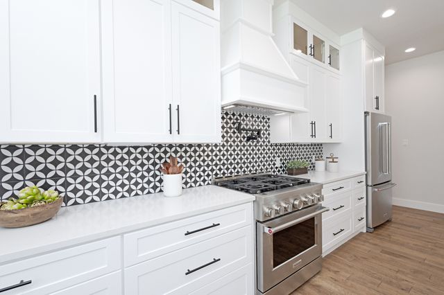 418 W 4th Street, Justin, TX 76247