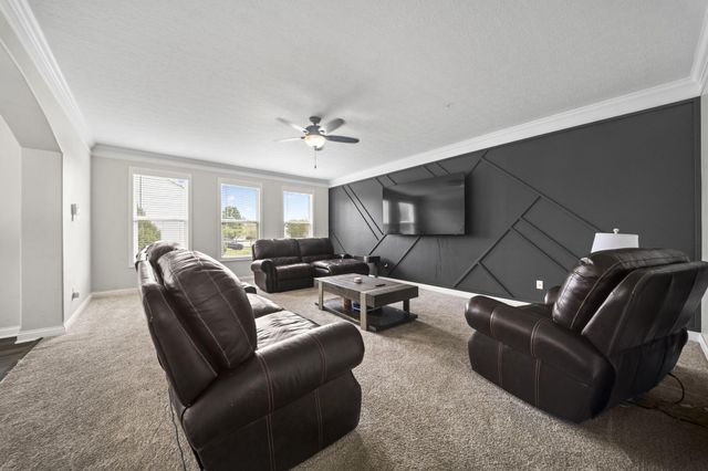 100 Bradley Court, 591, Pickerington, OH 43147