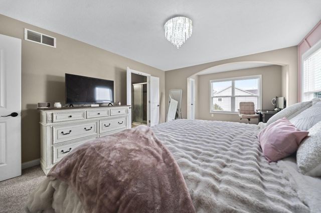 100 Bradley Court, 591, Pickerington, OH 43147
