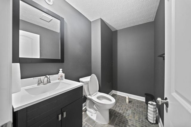 100 Bradley Court, 591, Pickerington, OH 43147