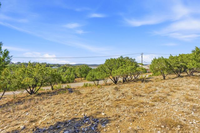 5005 Arrowhead DR, Lago Vista, TX 78645