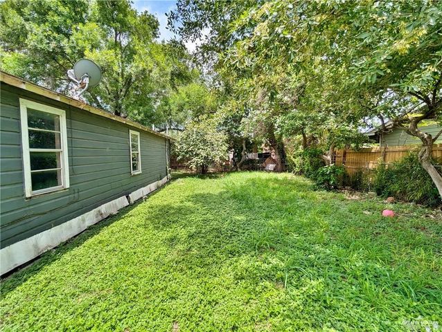 207 N Republic Street, Weslaco, TX 78596