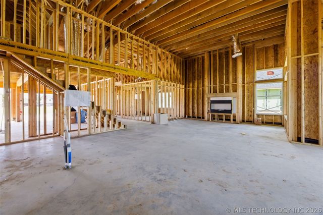 2701 E 134th Circle S, Jenks, OK 74008