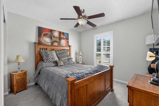 2097 Glenview Drive, Hebron, KY 41048
