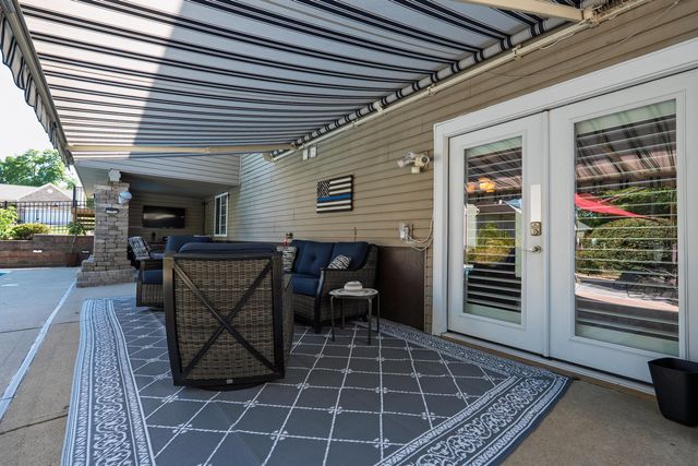 2097 Glenview Drive, Hebron, KY 41048