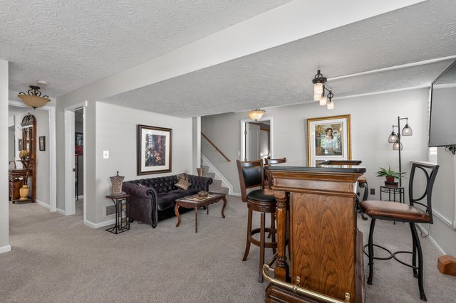 2097 Glenview Drive, Hebron, KY 41048