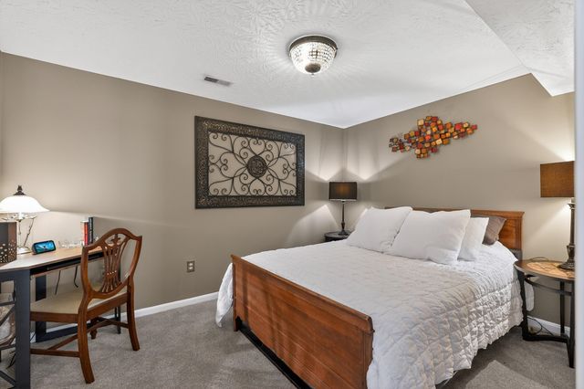 2097 Glenview Drive, Hebron, KY 41048