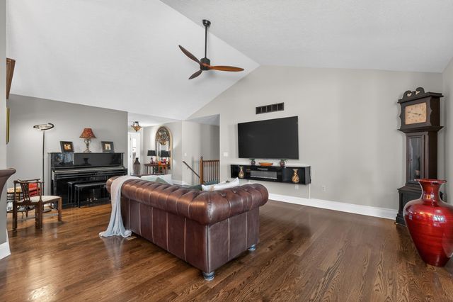 2097 Glenview Drive, Hebron, KY 41048