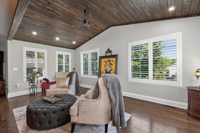 2097 Glenview Drive, Hebron, KY 41048