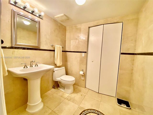 16699 Collins Ave 2510, Sunny Isles Beach, FL 33160