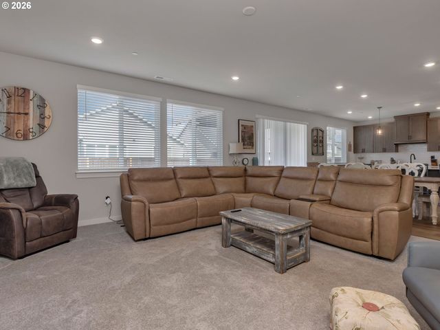2602 S 7TH Way, Ridgefield, WA 98642