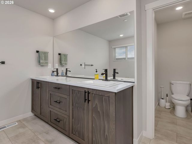 2602 S 7TH Way, Ridgefield, WA 98642