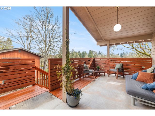 15330 Nw OAKHILLS Dr, Beaverton, OR 97006