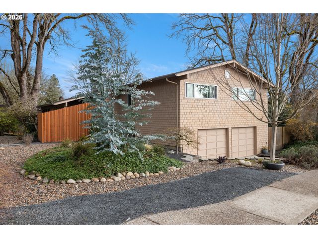 15330 Nw OAKHILLS Dr, Beaverton, OR 97006