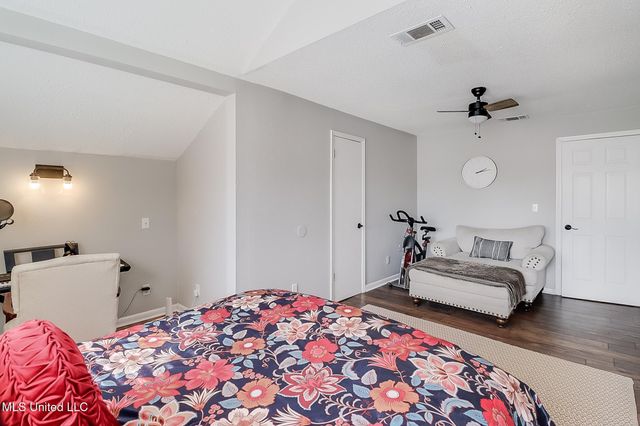 735 N Magnolia Drive, Wiggins, MS 39577