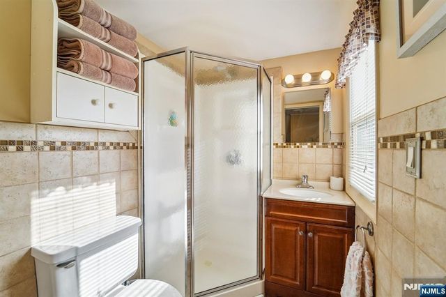 203 Lawrence Drive, Paramus, NJ 07652