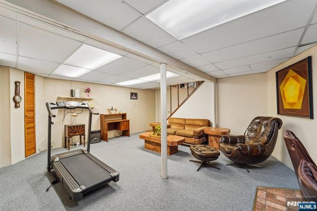 203 Lawrence Drive, Paramus, NJ 07652