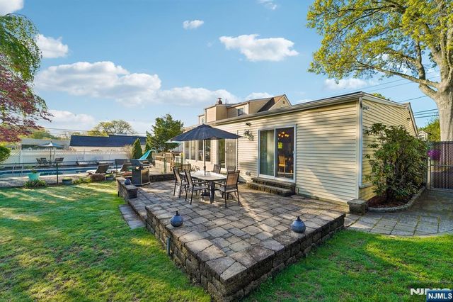 203 Lawrence Drive, Paramus, NJ 07652