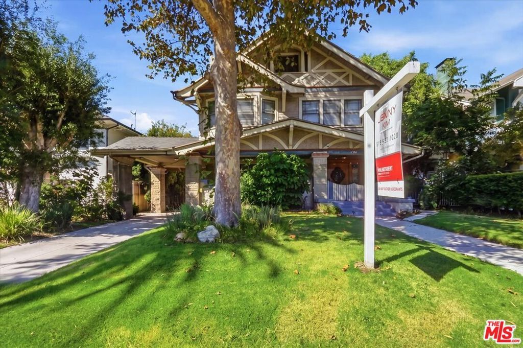 729 S Bronson Avenue, Los Angeles, CA 90005 — photo 2
