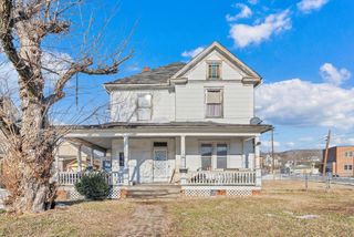 N 105 Lexington AVE, Covington, VA 24426