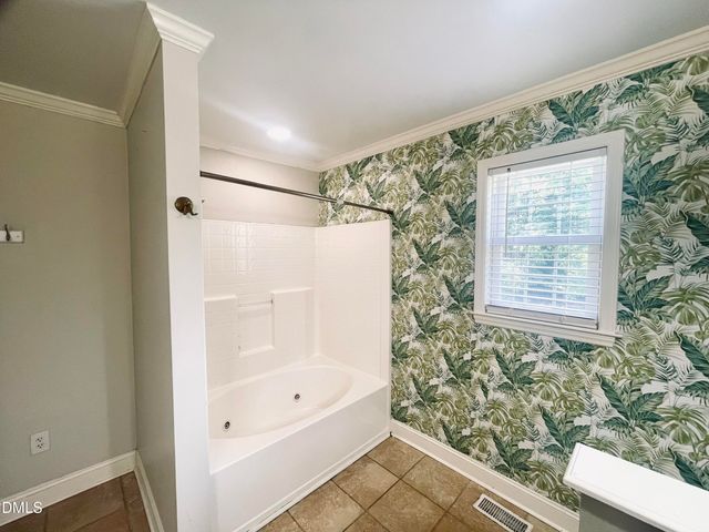 2511 Parrish Street, Burlington, NC 27215