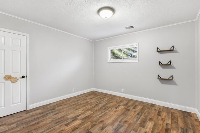 302 E Kay Street, Dayton, TX 77535