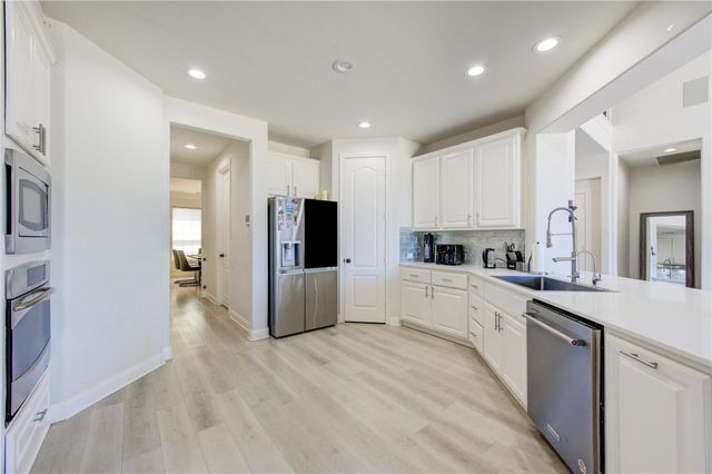 27706 Walsh Crossing Drive, Katy, TX 77494