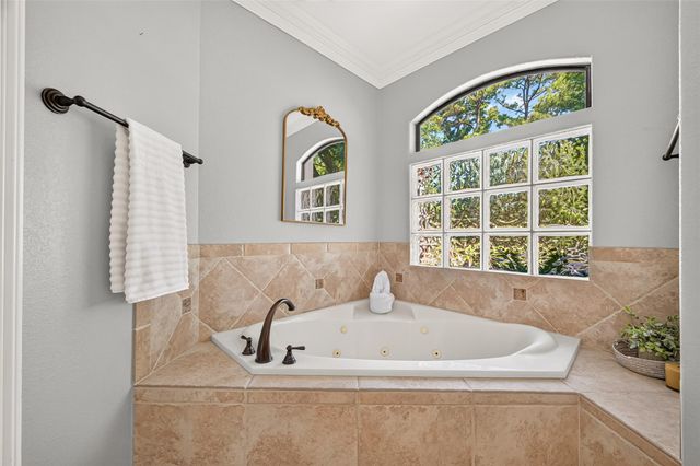 11436 Grand Pine Drive, Montgomery, TX 77356