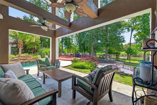 11436 Grand Pine Drive, Montgomery, TX 77356