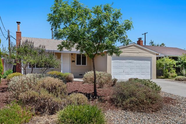 5205 63rd St, Sacramento, CA 95820
