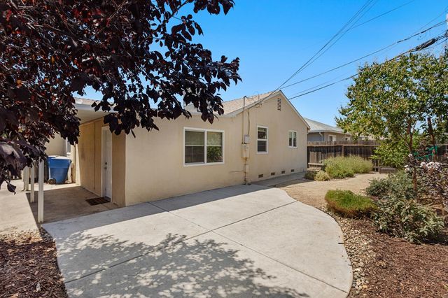5205 63rd St, Sacramento, CA 95820