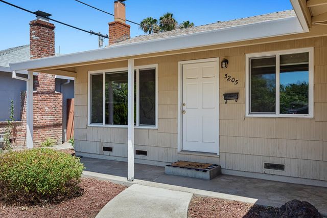 5205 63rd St, Sacramento, CA 95820