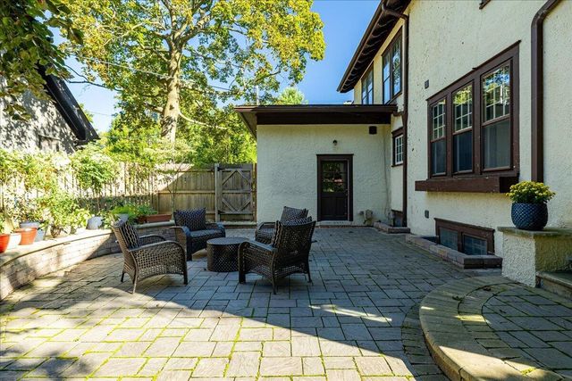 1158 Baldwin Avenue, Ann Arbor, MI 48104