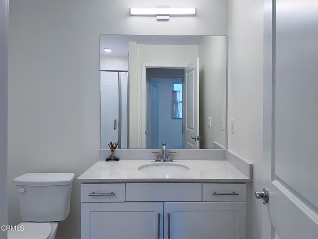 1568 E Thompson Boulevard, Ventura, CA 93001