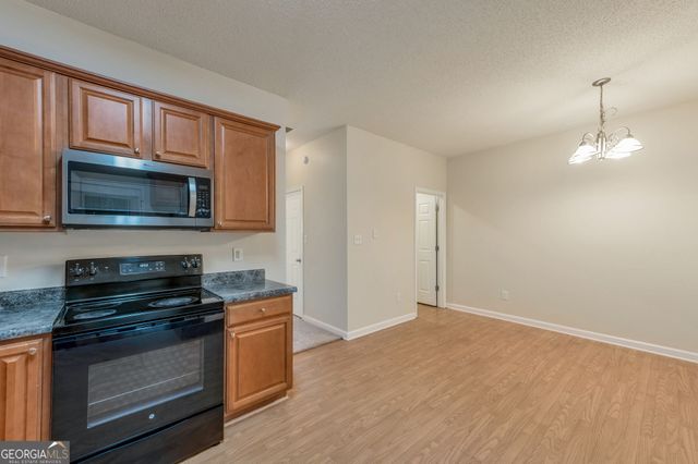 4870 W Park Circle, Atlanta, GA 30349