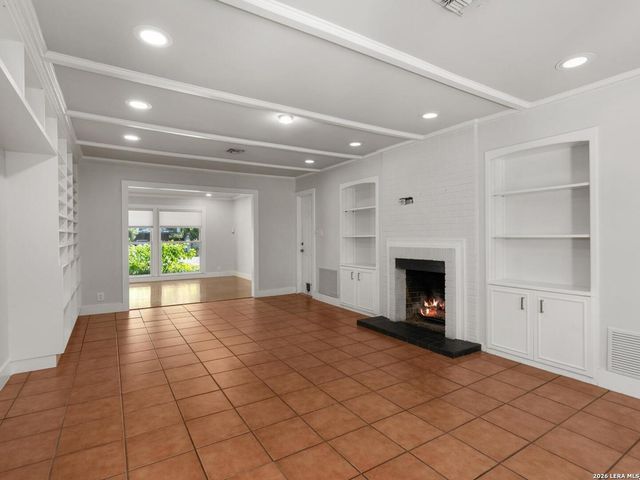 219 TOPHILL RD, San Antonio, TX 78209