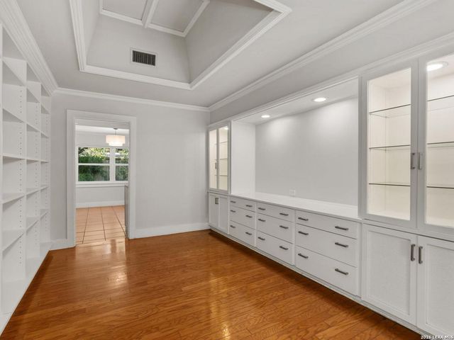 219 TOPHILL RD, San Antonio, TX 78209