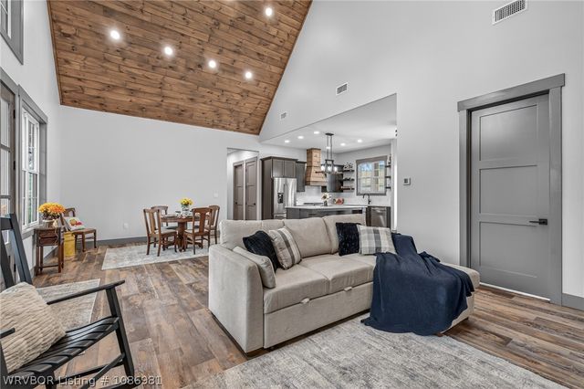 21525 Us-71, Greenwood, AR 72936