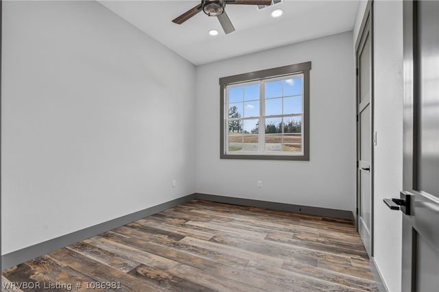 21525 Us-71, Greenwood, AR 72936