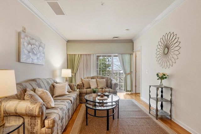 170 Haverhill Street 138, Andover, MA 01810