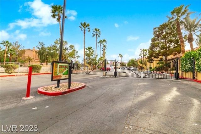 3135 South Mojave Road 246, Las Vegas, NV 89121