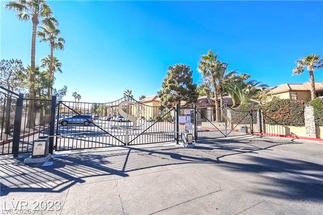 3135 South Mojave Road 246, Las Vegas, NV 89121