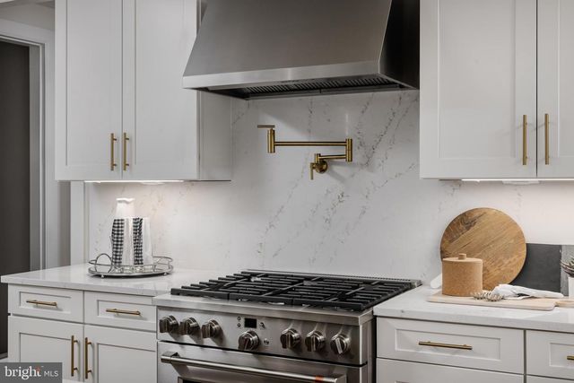 1512 LEELAND FOREST RD, Upper Marlboro, MD 20774