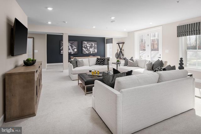 1512 LEELAND FOREST RD, Upper Marlboro, MD 20774