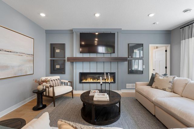 10598 Mississippi Dunes Trail South, Cottage Grove, MN 55016