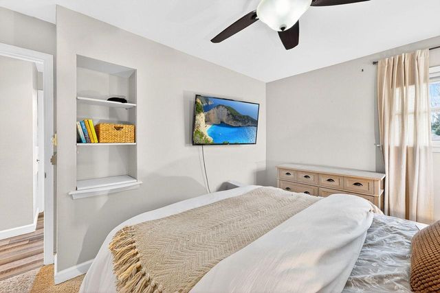 7413 W Ohio AVENUE, Milwaukee, WI 53219