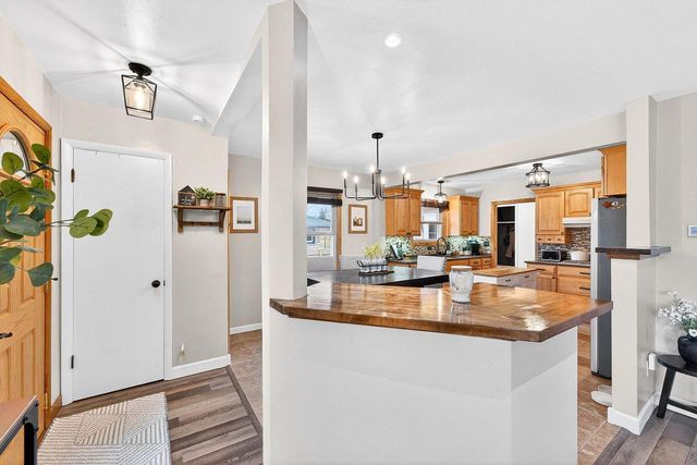 7413 W Ohio AVENUE, Milwaukee, WI 53219