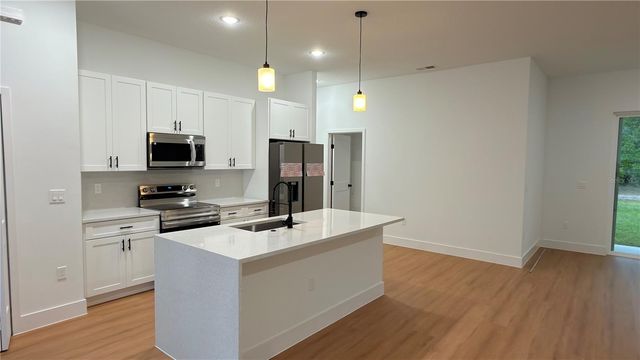 7250 N FREEPORT CIRCLE, Citrus Springs, FL 34434